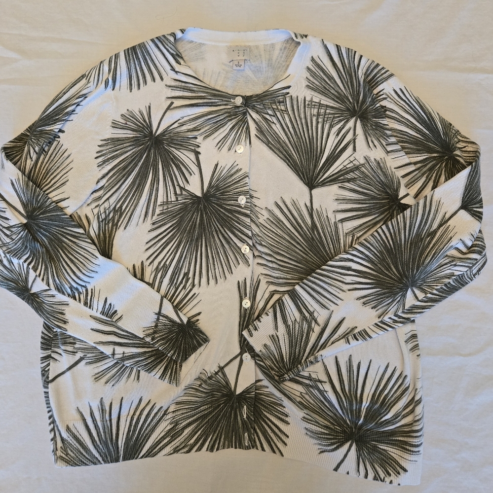 A New Day White and Green Palm Leaf Cardigan